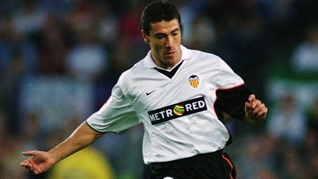 Kily González, um dos reforços do Valencia para a temporada 2000-2001.