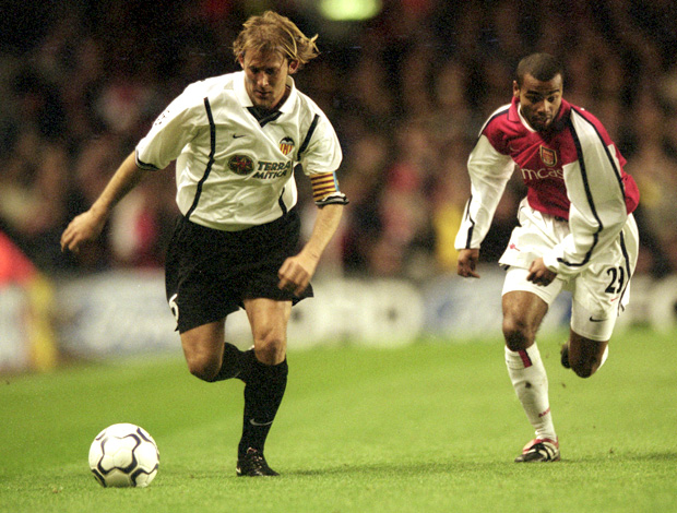 Mendieta e Ashley Cole.