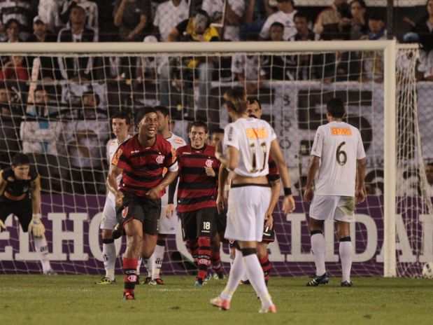 ... Para delírio do abusado Ronaldinho!