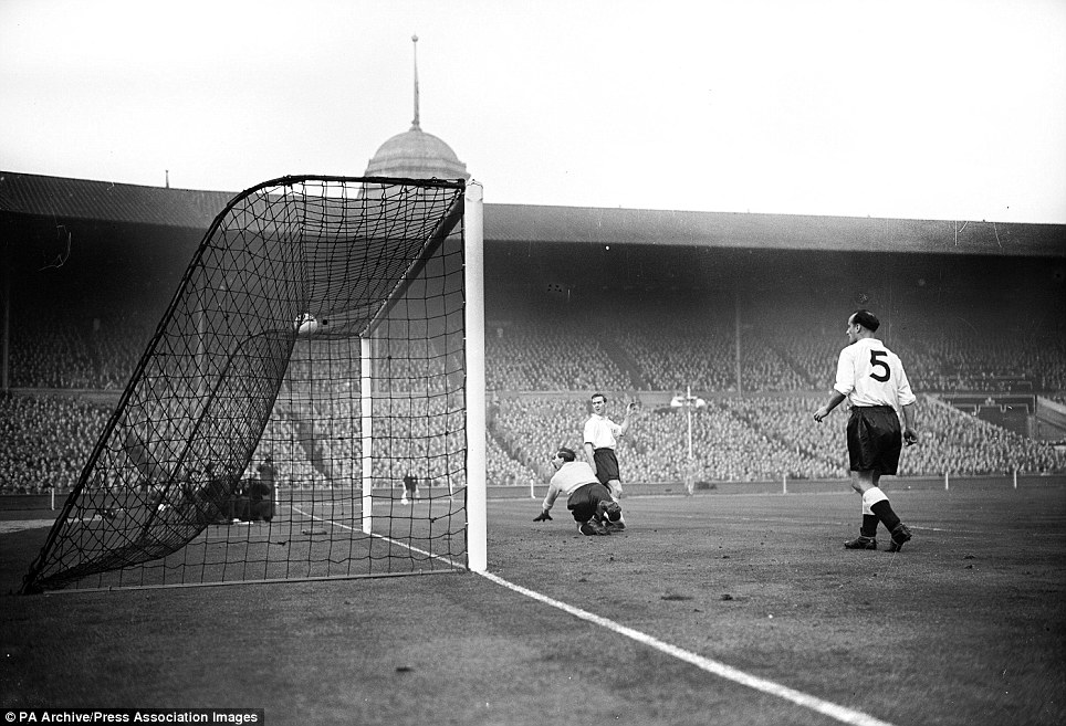 Inglaterra 3x6 Hungria 1953