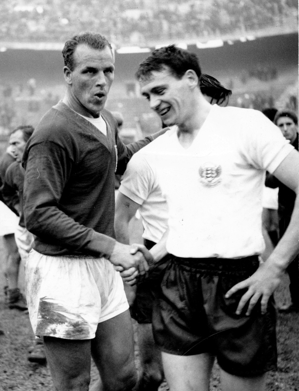 John Charles e Bobby Robson, em 1960.