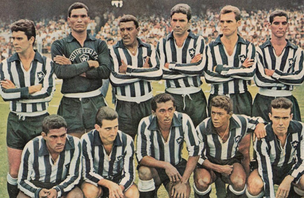 1962-pc3a9-paulistinha-manga-nadir-nilton-santos-airton-rildo-agachados-garrincha-edson-quarentinha-amarildo-e-zagallo4.jpg