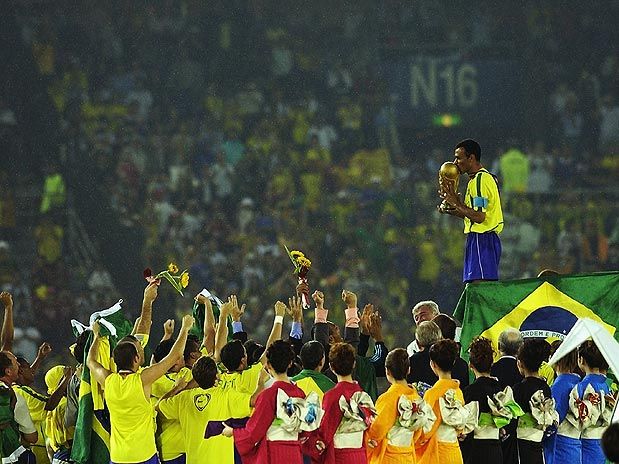 Cafu Brasil 2002 penta taça