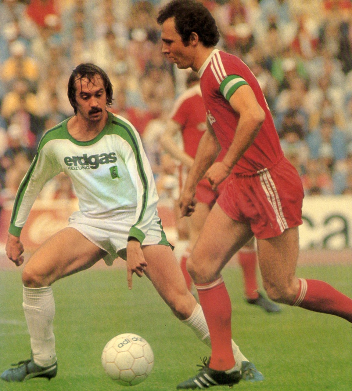 Stielike e Beckenbauer na temporada 1976-1977.
