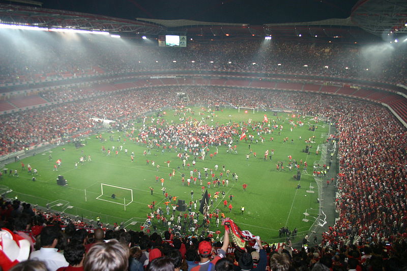 800px-Benfica_Campeão_2005_2