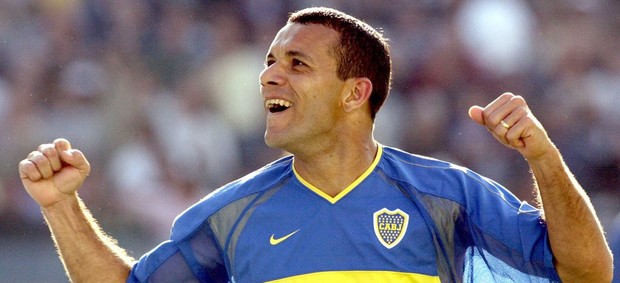 Iarley jogou tanto naquela vitória do Papão que foi contratado pelo Boca Juniors. E foi campeão do mundo naquele mesmo ano de 2003.