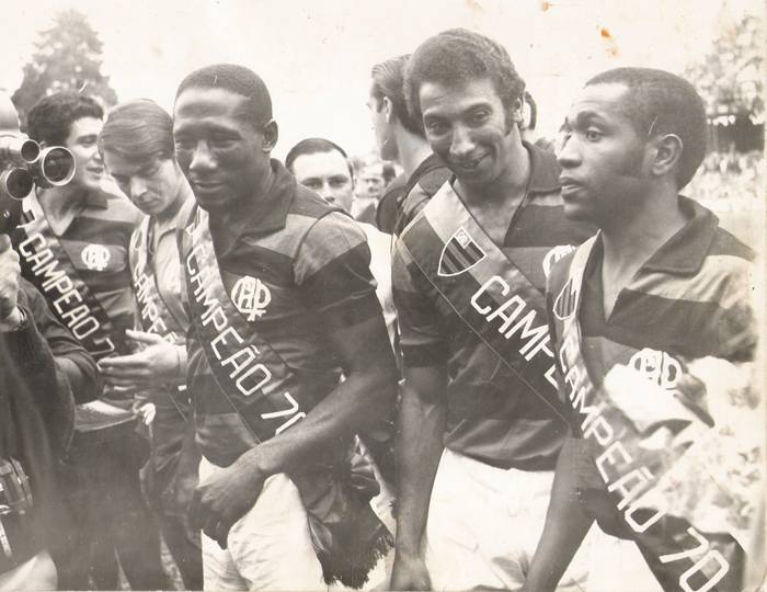 Mesmo veterano, Djalma Santos ainda teve tempo de ser campeão paranaense em 1970.