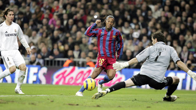 Contra o Real, Ronaldinho deu show...
