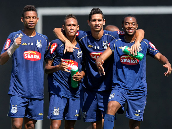 André, Neymar, Ganso e Robinho: principais estrelas do Santos do primeiro semestre de 2010.