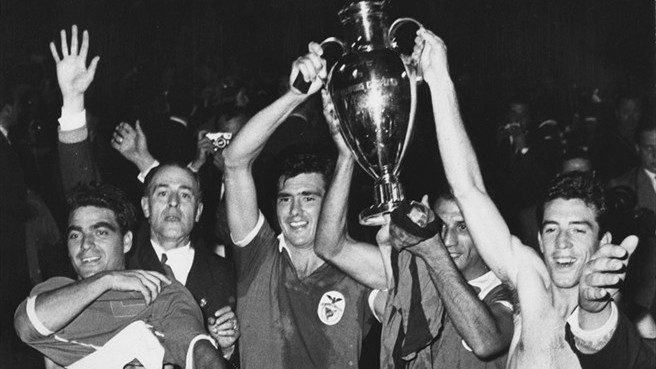 A festa após o inédito título europeu de 1961.