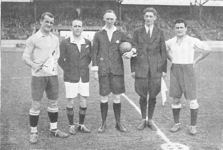 Final_football_Argentina_vs_Uruguay_Olympics_1928