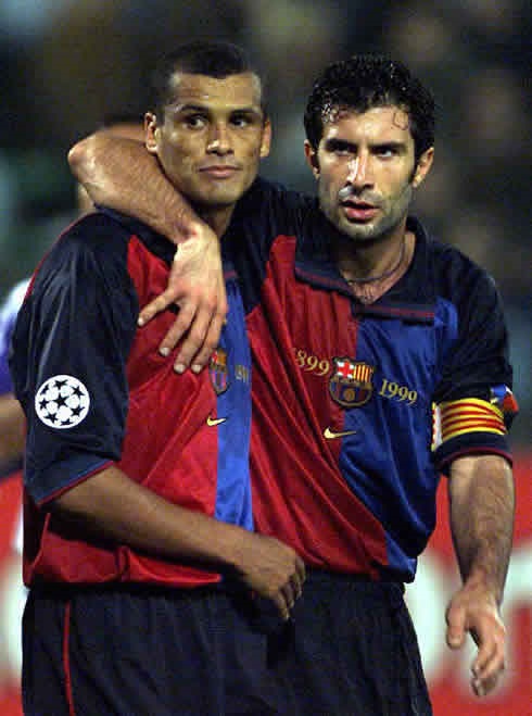 Rivaldo e Figo: ídolos e craques do Barça no final da década de 90.