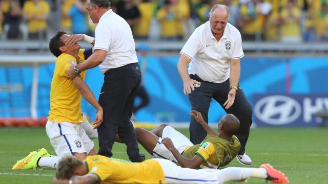 Choro, choro e mais choro: um dos muitos retratos do Brasil na Copa.