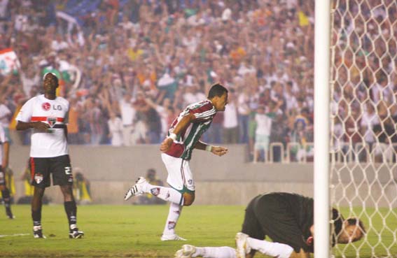 Queda para o Fluminense de Washington na Libertadores de 2008 foi traumática.