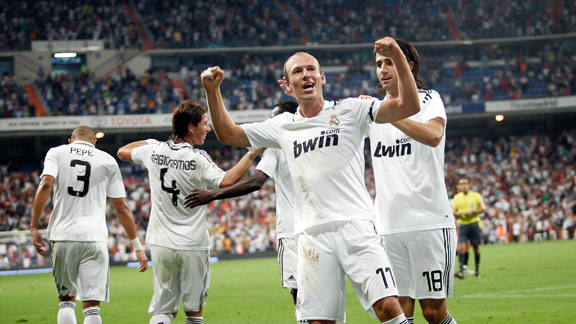 Robben celebra: Real Madrid vinha em franca ascensão e tinha a chance definitiva de encostar no líder.