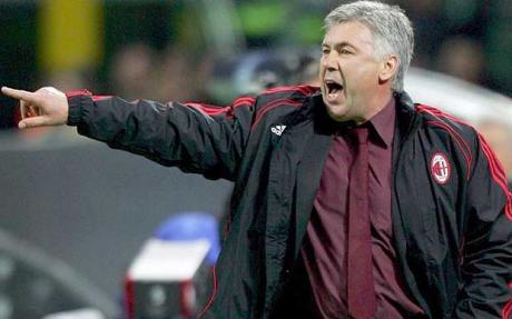 Carlo Ancelotti, técnico do Milan em mais uma era de ouro.