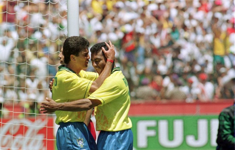 Bebeto e Romário: uma das maiores duplas de ataque da história da Seleção Brasileira.