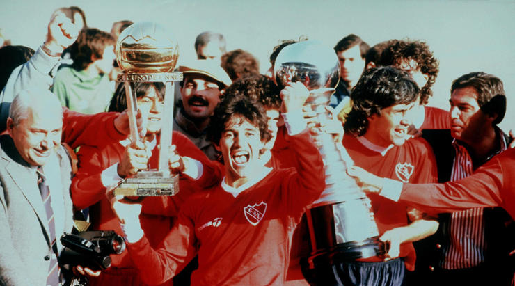 Esquadrão Imortal - Independiente 1983-1984 - Imortais do Futebol