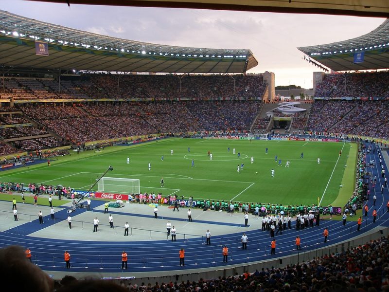 football stadium 227561 960 720 e1558704616188